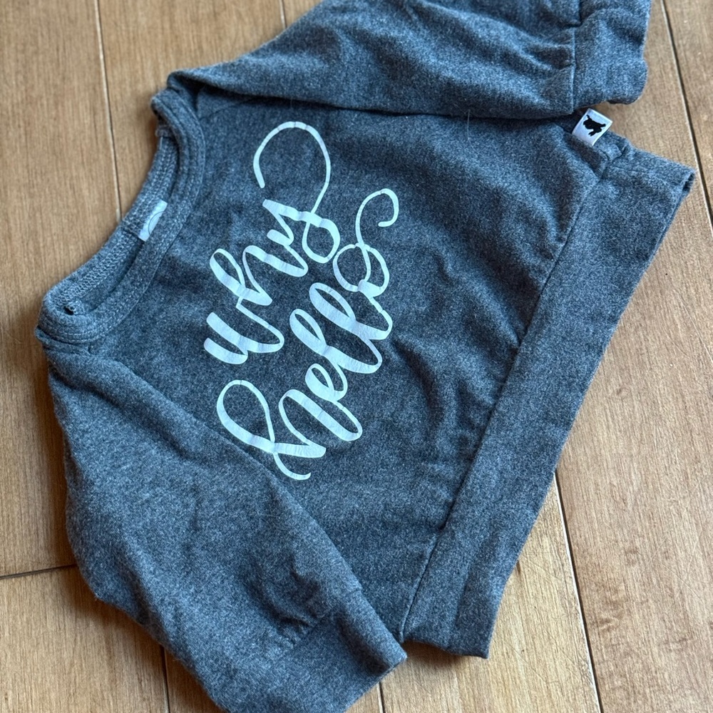 Heather Gray Sweatpants with Soft Fleece Material and Relaxed Fit